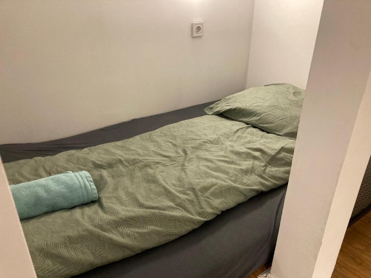 Roland Apartment Downtown - Keleti Budapest Luaran gambar